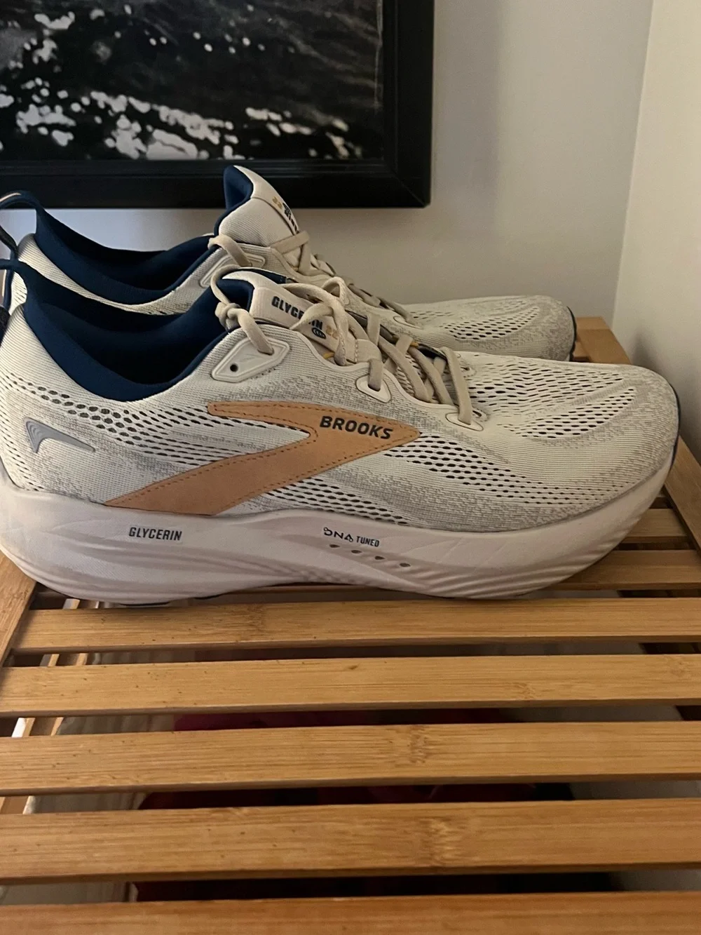 Brooks Men’s Glycerin 22 running shoes in an off-white cream colorway, size 12